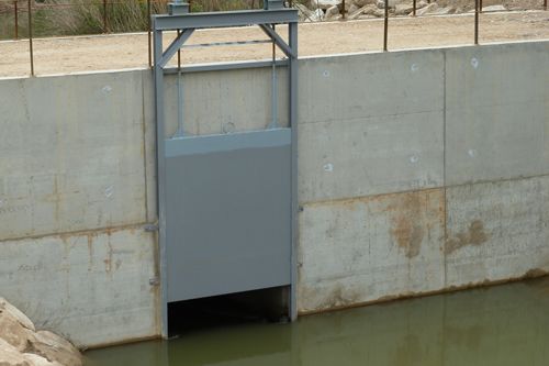El estado de desidia del Monasterio de Rueda es preocupante