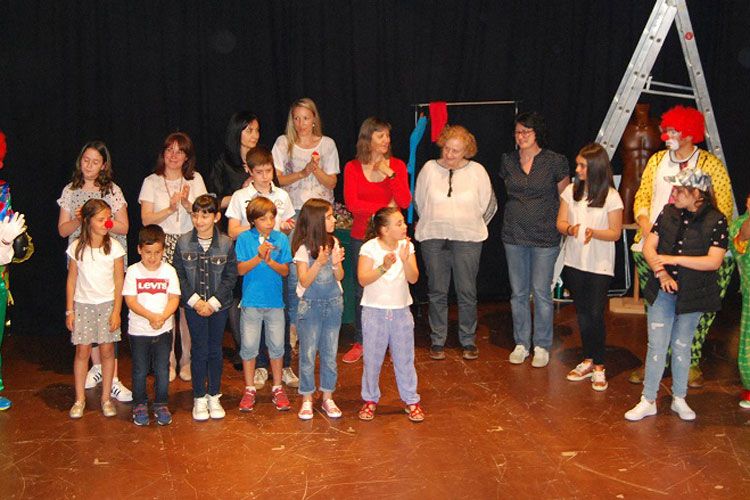 Foto de familia de los ganadores de la edición de 2017