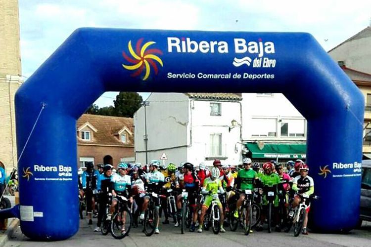 Imagen de la salida BTT de Pina de Ebro