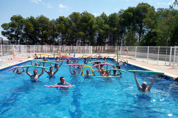 Foto de archivo de la campaña de deportes de verano de 2017