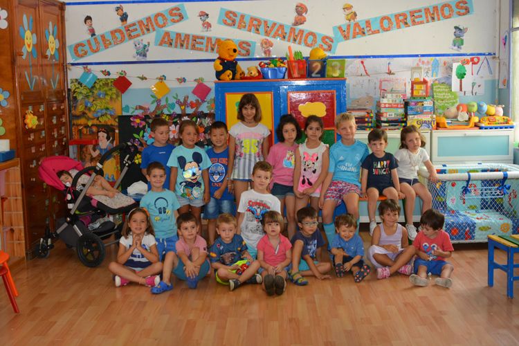 Alumnos de la guardería del Santa María de le Esperanza de Pina
