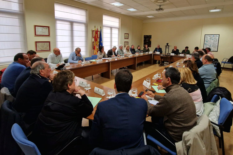 Reunión Samper con alcaldes ribera