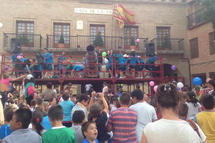 Foto de archivo de las fiestas de San Isidro en Fuentes de 2015