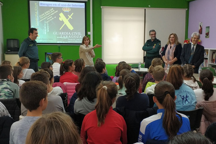 Charla colegio Fuentes