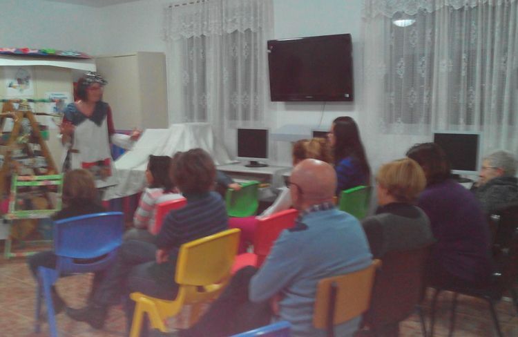 Actividad de animación a la lectura en Cinco Olivas