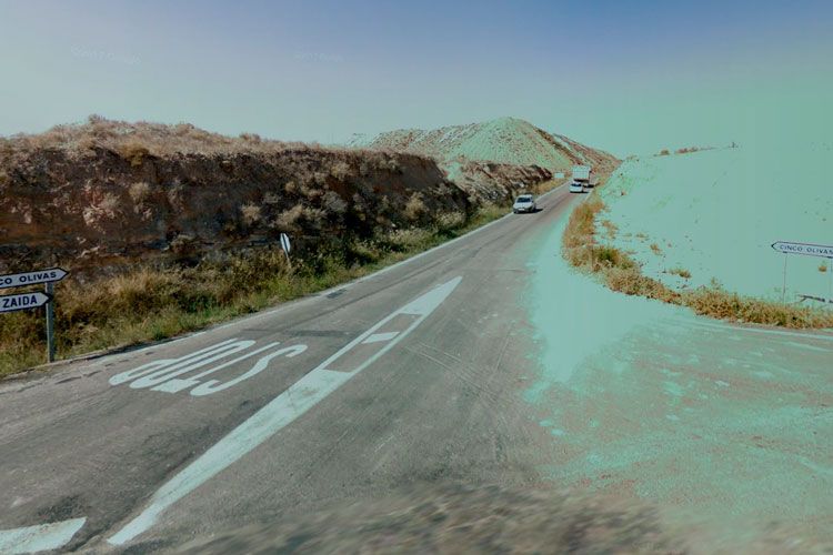 Carretera entre Cinco Olivas y Sástago