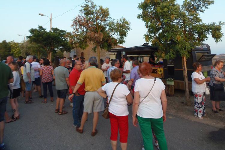 Fiesta de bienvenida del verano en Escatrón