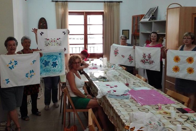 Curso de pintura sobre tela en Escatrón