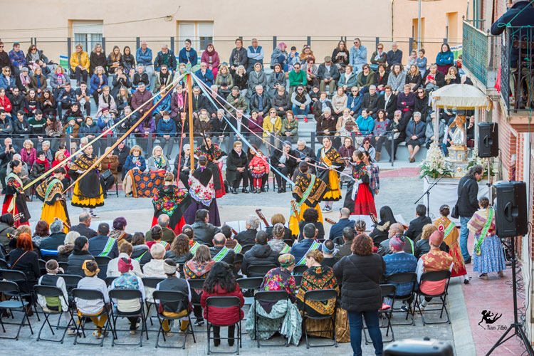 Baile de la cinta de Escatrón. Autora fotografía: Nieves Fillola