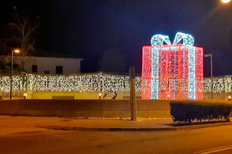 Imagen del alumbrado de Escatrón en la Navidad 2020