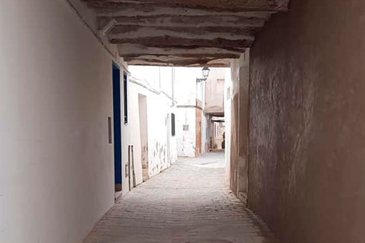 Calle cubiertos Gelsa