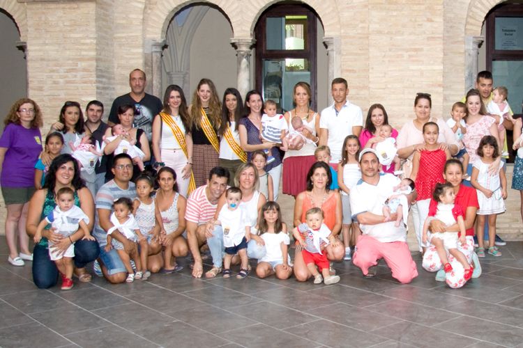 Primeros pañuelicos en Pina de Ebro