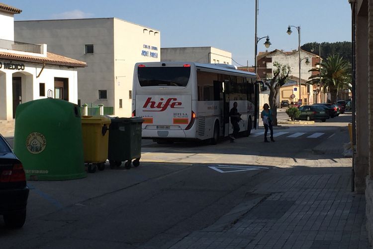 Apeaderos de bus en Quinto