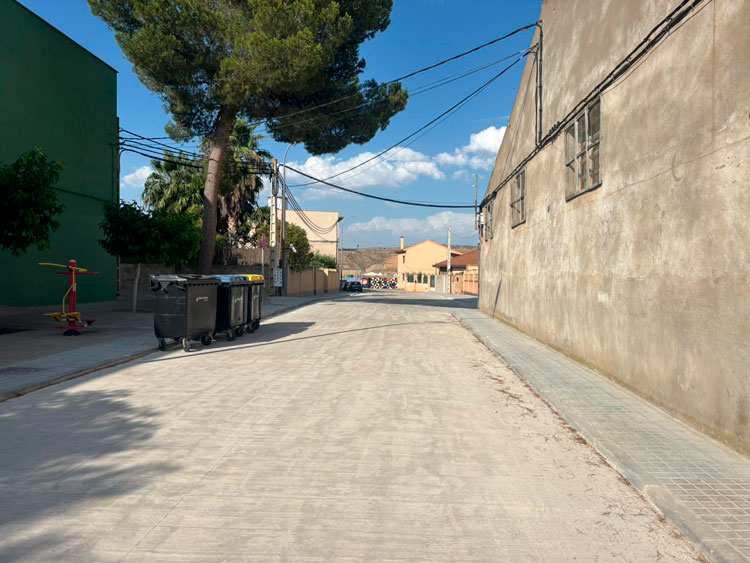 Parte de la calle San Miguel ya está renovada