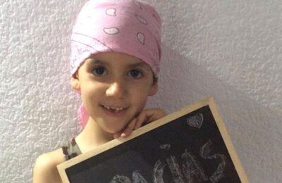 Más de mil pulseras solidarias vendidas en la comarca