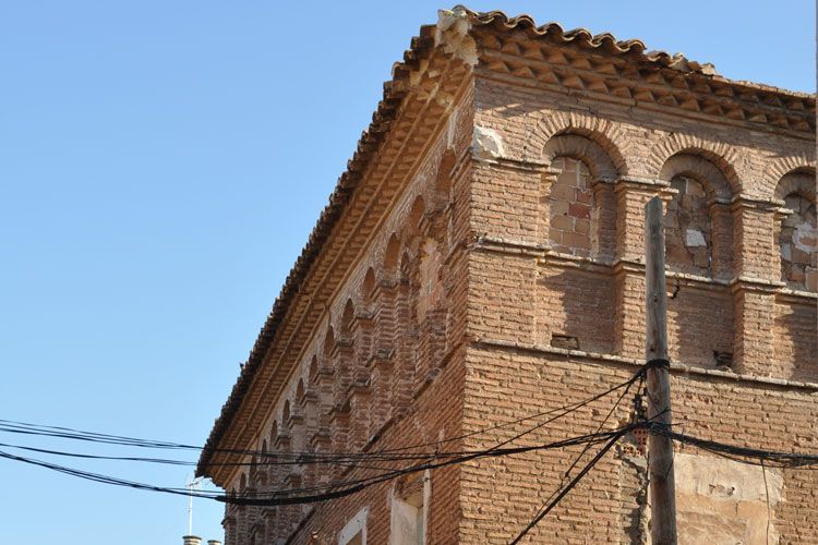 Ayuntamiento y DPZ buscan soluciones al estado de la casa del cura de Quinto