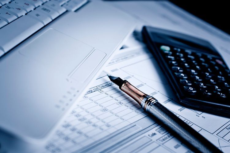 Oferta de empleo de administrativo en Quinto