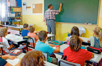 Oferta de empleo de profesor en Pina