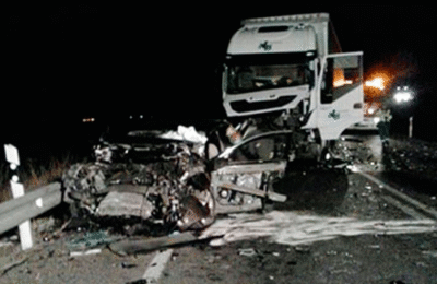 Muere el conductor de un turismo al chocar contra un camión en la N-232, a la altura de Quinto