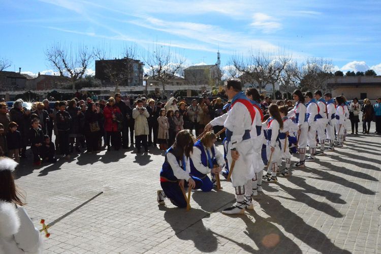El dance de San Blas volvió a recorrer las calles de Pina