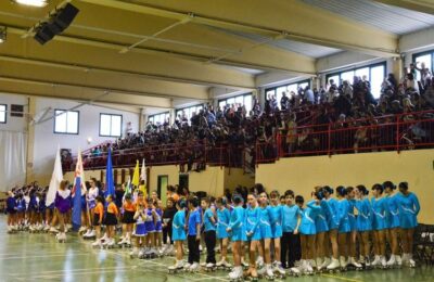 Multitudinario festival de patinaje