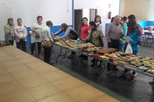 Multitudinaria celebración de San Jorge en Cinco Olivas