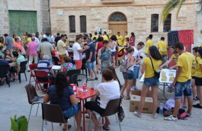 Este viernes, ven a Cinco Olivas a comer unas ‘tapas a la fresca’