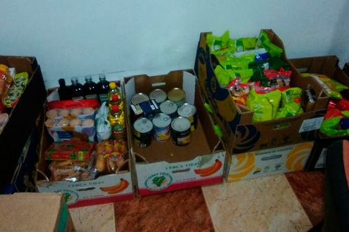 Apoyo a la recogida de ropa y alimentos