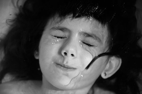 «La Cámara de escribir» relata y fotografía la infancia