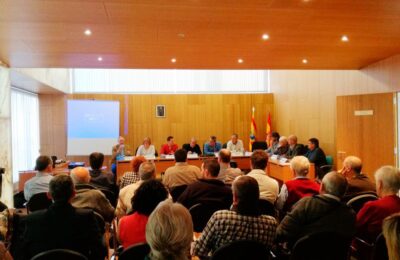 La plataforma A-68, respaldada con más de cien instituciones, cuaja en el territorio