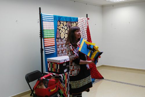 Actividades infantiles en la biblioteca de Gelsa
