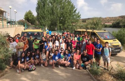 Evaluación intermedia y diversión de los jóvenes “Destino Praga”