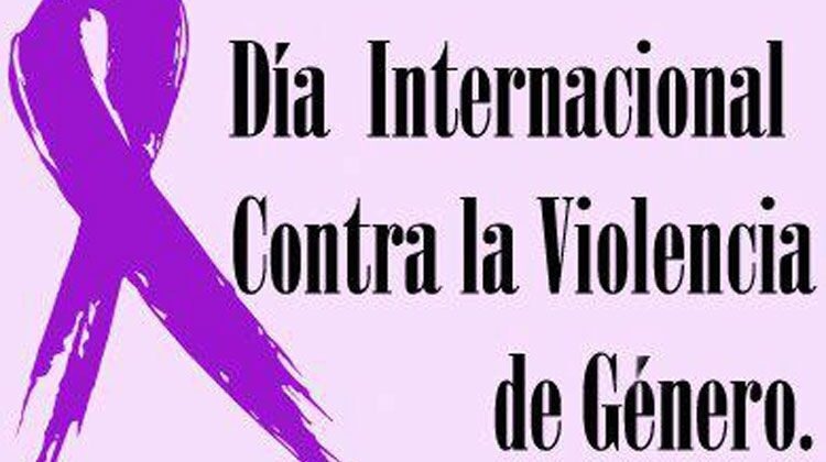 La comarca se concentra contra la violencia de género