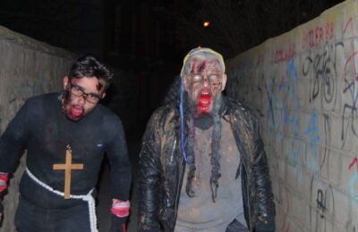 Más de 600 personas toman Pina en la primera invasión zombie de la Ribera Baja
