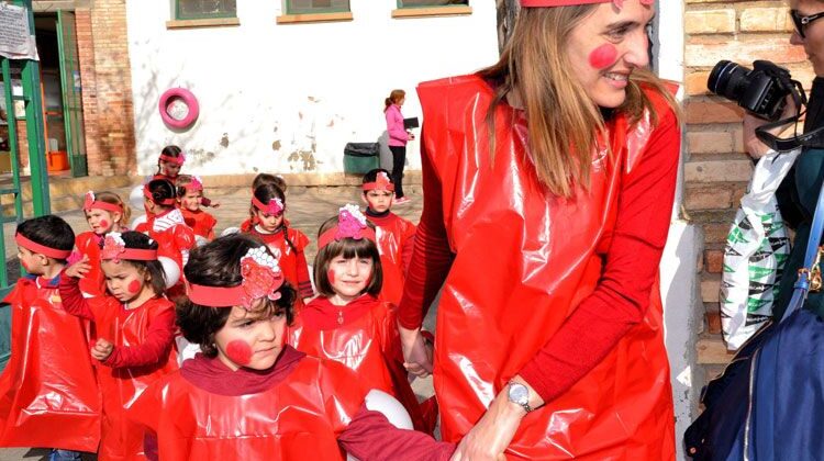 Originalidad y color en los carnavales de Sástago