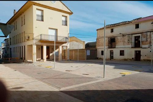 Obras de remodelación en la plaza del Portal de La Zaida