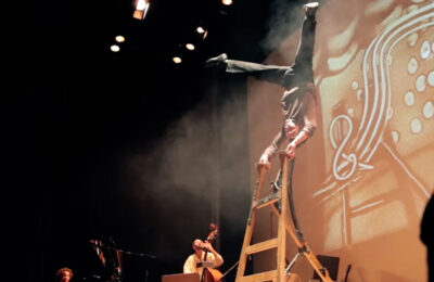 Fuentes estrena su temporada teatral con “Sueños de arena”, de la Compañía Ytuquepintas