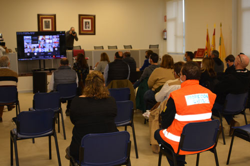 Lambán tranquiliza a los alcaldes de la Ribera Baja y se compromete a realizar más actuaciones que aminoren futuras avenidas