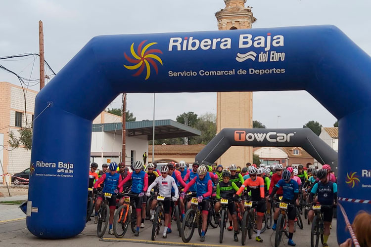 Magnífica mañana de ciclismo en Pina