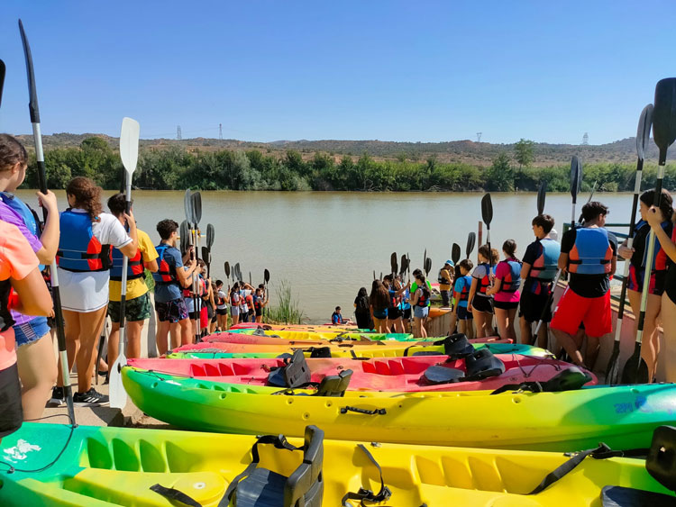 Juventud renueva su oferta de verano con actividades en el río, el Aquópolis y una nueva programación de ocio