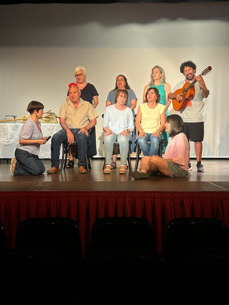 La memoria colectiva de la comarca sube al escenario en ‘De antes y ahora’