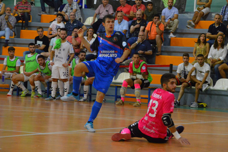 Aitor debuta y ya marca en Segunda División