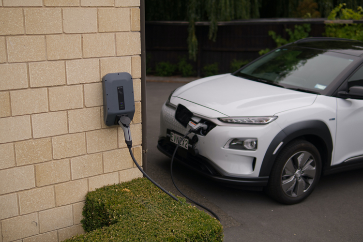 Endesa instalará un punto de carga para coches eléctricos en Quinto