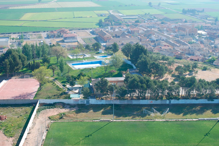 Nuevas inversiones en el complejo deportivo de las piscinas de Quinto