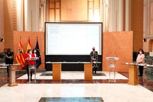 Los medios de comunicación aragoneses se adhieren al decálogo para tratar las migraciones desde el punto de vista de los Derechos Humanos