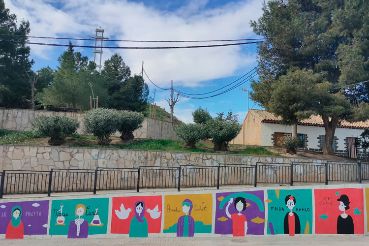 Los jóvenes de Quinto sacan el feminismo a la calle