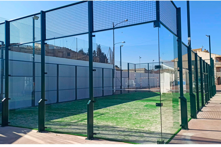 Apertura de la nueva pista de pádel de Gelsa