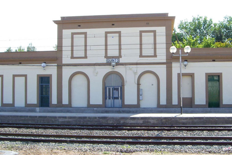 Un taller de empleo rehabilitará la antigua estación de tren de Quinto