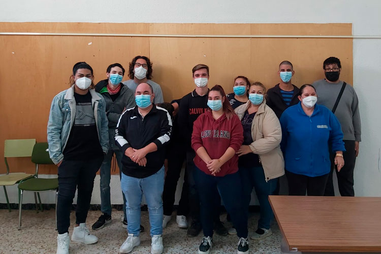 El programa ‘A tu medida’ forma en Pina a 15 alumnos para trabajos multiservicios