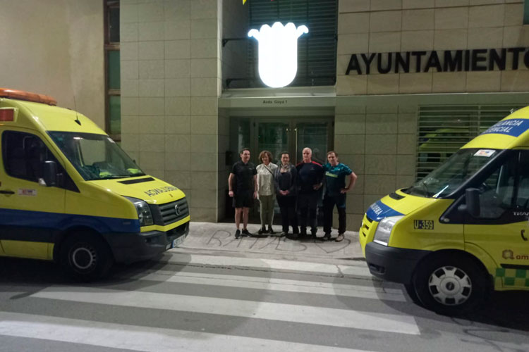 Dos ambulancias de ayuda rumbo a Ucrania